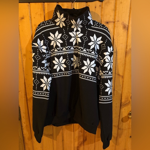 Snowflake Turtleneck Sweatshirt Plus - Picture 6 of 12